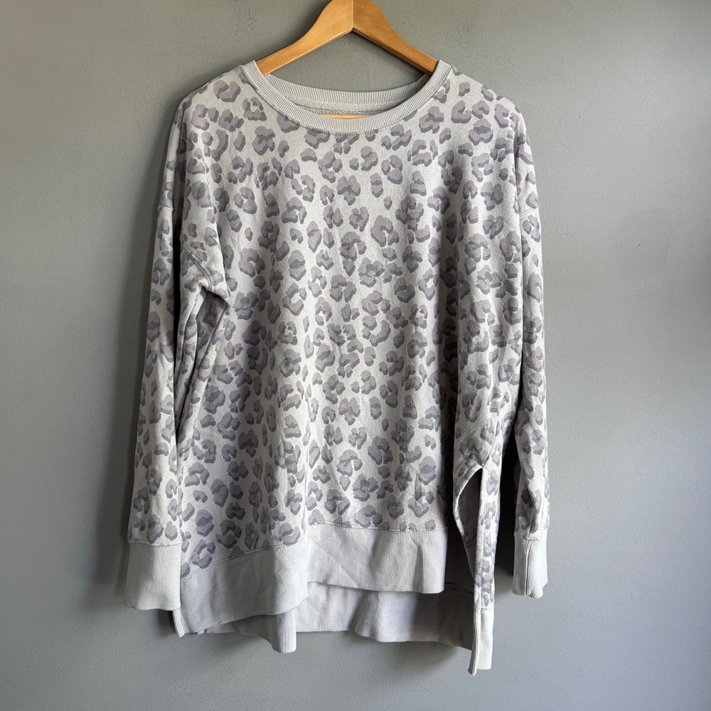 Lucky Brand Gray  Leopard Print Sweatshirt High Low Side Slit Size M